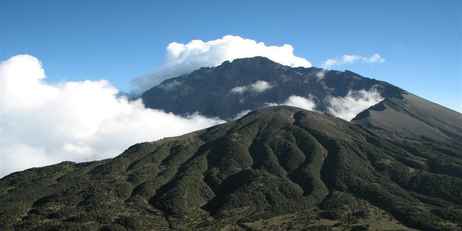 Why Mount MERU Trekking Safari